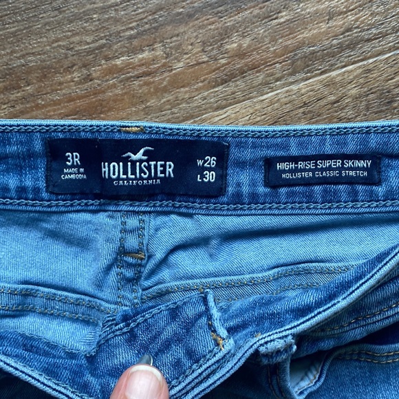 Hollister jeans - Picture 2 of 8